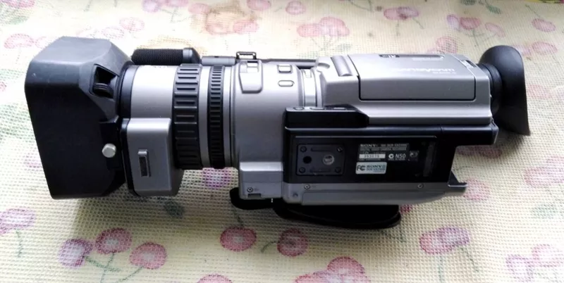 видеокамера Sony DCR-VX2100E,   3
